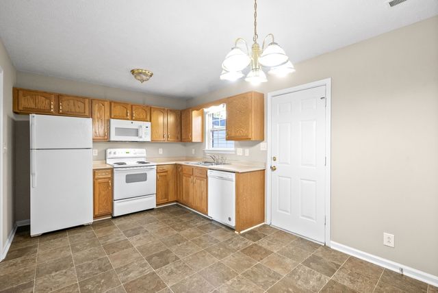 3838 Jockey Drive A, Clarksville, TN 37040