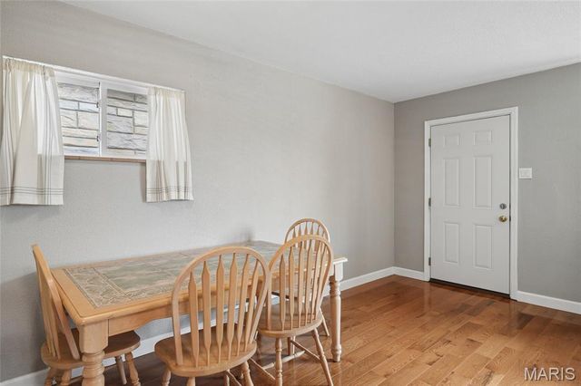 1523 Graham, St Louis, MO 63139