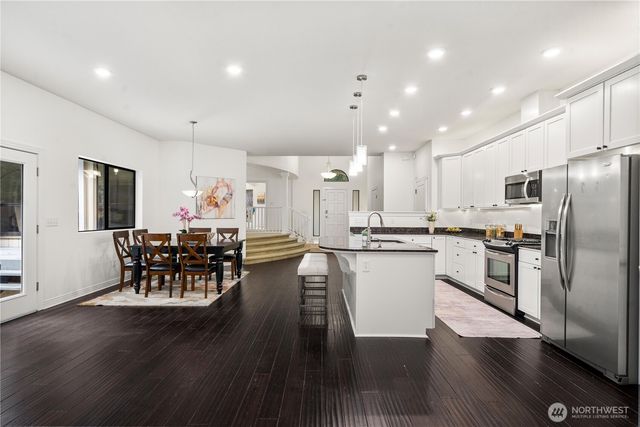 20709 NE 79th Street, Redmond, WA 98053