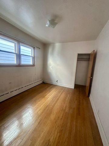 5620 N Major Avenue, Chicago, IL 60646