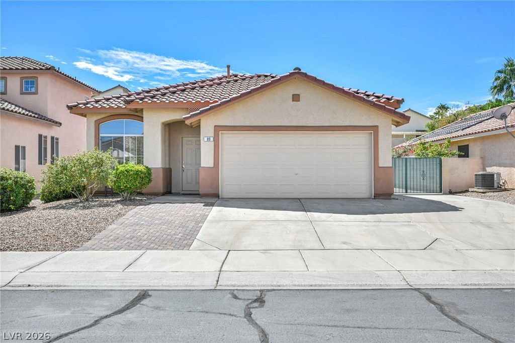 89 Saint Johns Wood Avenue, Henderson, NV 89002 — photo 2