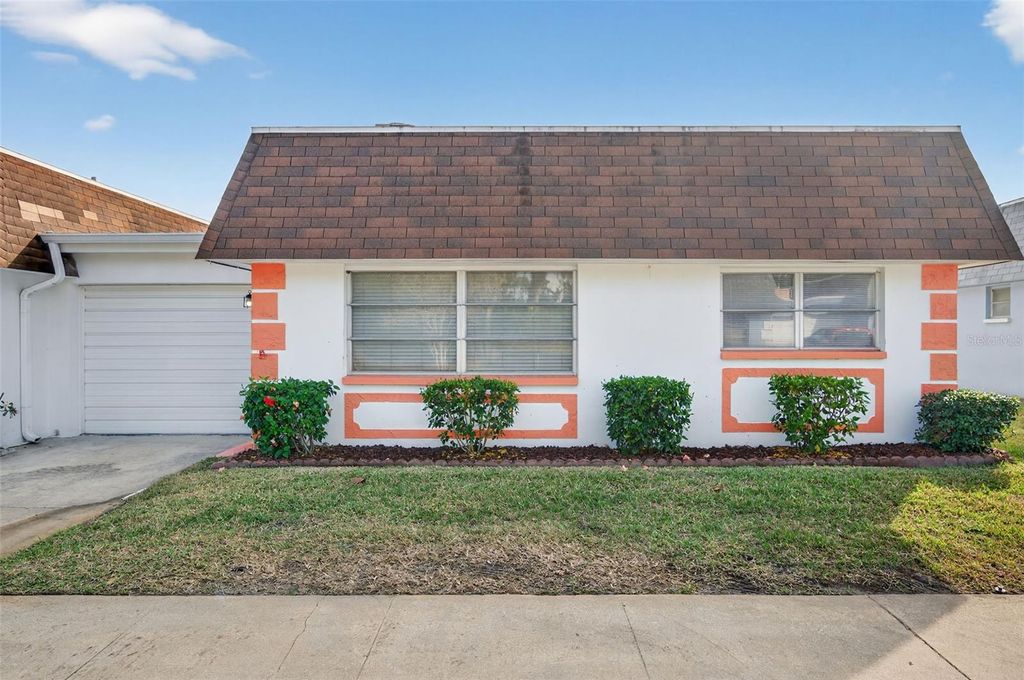 6830 LAFAYETTE N, Pinellas Park, FL 33781