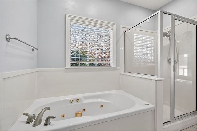 713 SW Brighton Drive, Bentonville, AR 72712