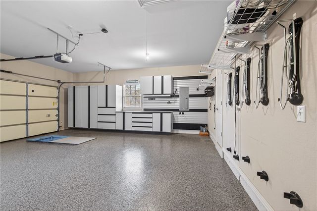 713 SW Brighton Drive, Bentonville, AR 72712