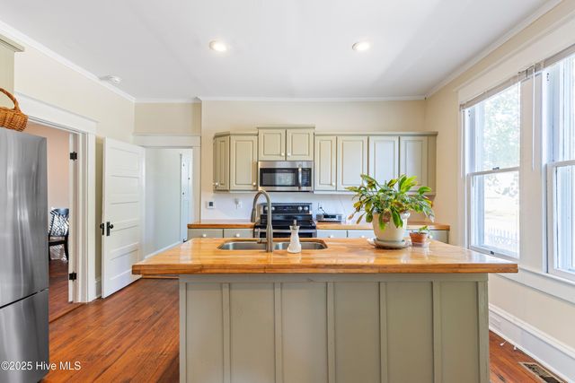 1115 Grace Street, Wilmington, NC 28401