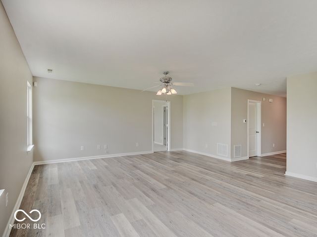 1404 Graybark Street, Sheridan, IN 46069