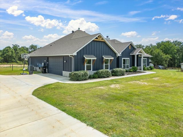 492 Clark Lake Road, Weatherford, TX 76088