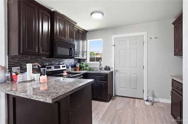 232 Spanish Oak Drive, Alamo, TX 78516