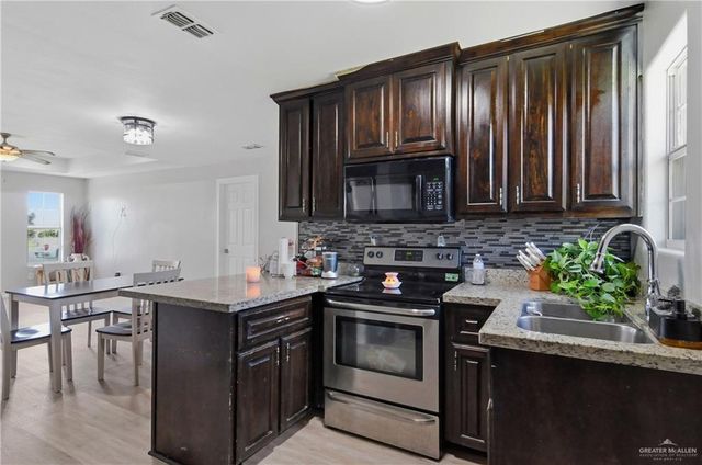 232 Spanish Oak Drive, Alamo, TX 78516