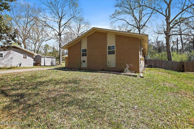 107 Martha Lane, Brandon, MS 39042