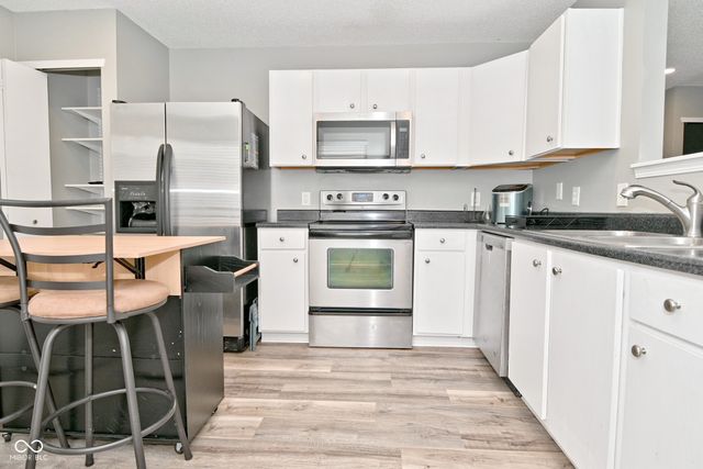 1735 Elijah Blue Drive, Greenwood, IN 46143