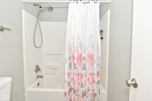 1735 Elijah Blue Drive, Greenwood, IN 46143