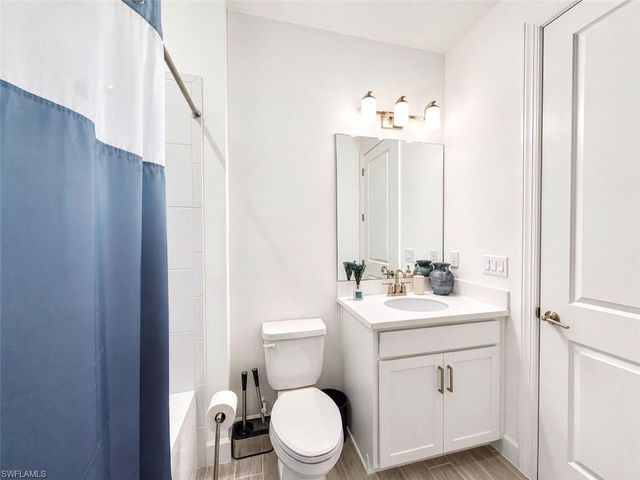 15514 Vittorio ST, Naples, FL 34114