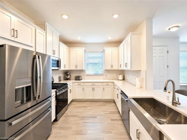 15514 Vittorio ST, Naples, FL 34114