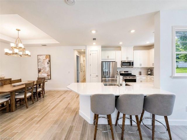 15514 Vittorio ST, Naples, FL 34114