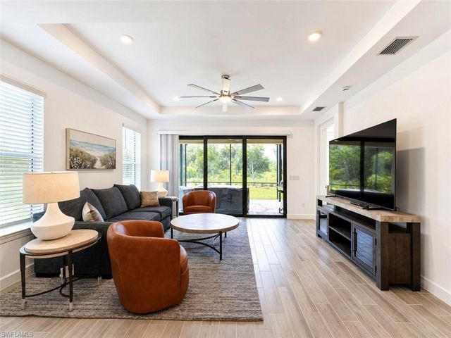 15514 Vittorio ST, Naples, FL 34114