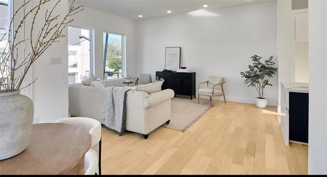 2724 Rosalie Street, Houston, TX 77004