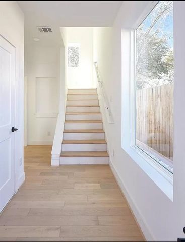 2724 Rosalie Street, Houston, TX 77004