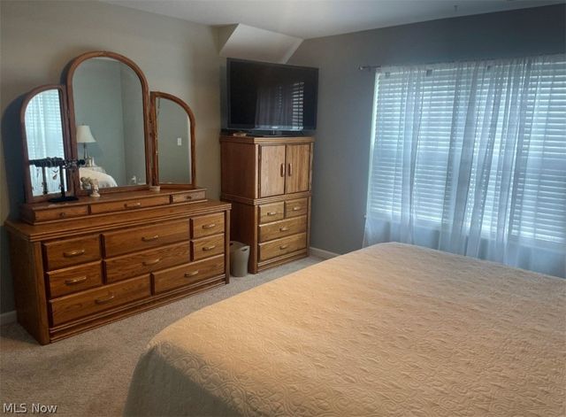 695 E Western Reserve Road 1704, Youngstown, OH 44514