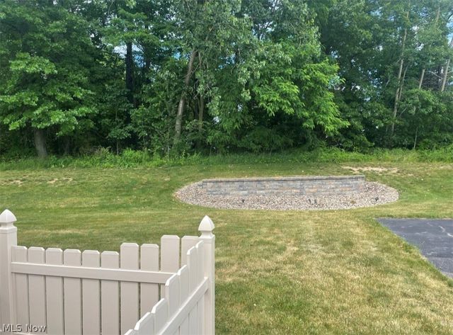 695 E Western Reserve Road 1704, Youngstown, OH 44514
