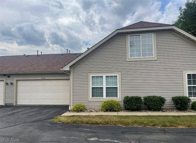 695 E Western Reserve Road 1704, Youngstown, OH 44514