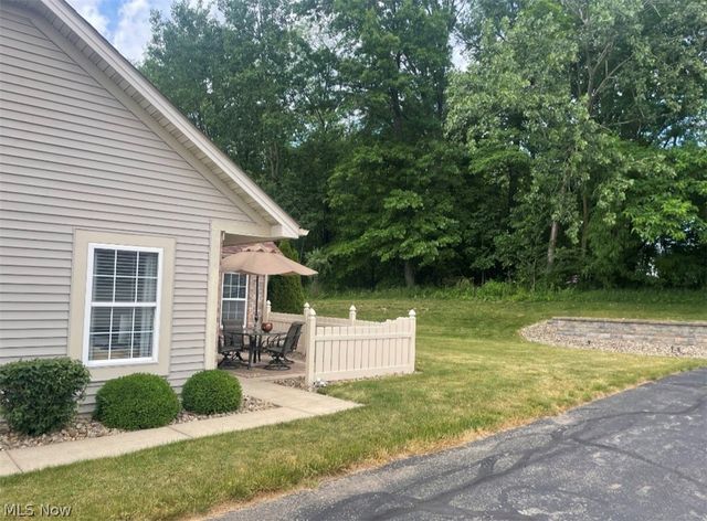 695 E Western Reserve Road 1704, Youngstown, OH 44514