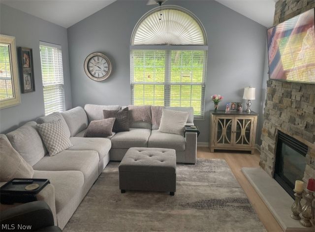 695 E Western Reserve Road 1704, Youngstown, OH 44514