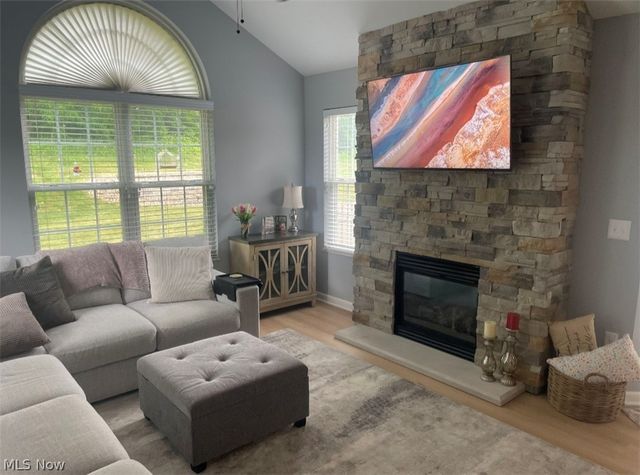 695 E Western Reserve Road 1704, Youngstown, OH 44514