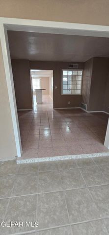 9332 HUDSON Way, El Paso, TX 79907