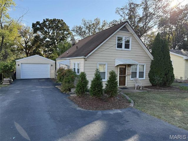 806 W Congress Street, Pacific, MO 63069