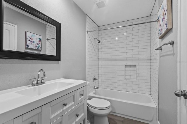 4402 W TRILBY AVENUE, Tampa, FL 33616