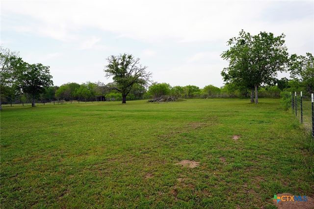 3363 Fm 713, Lockhart, TX 78644