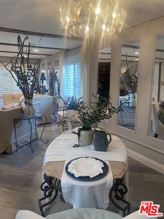 Image 12 of property listing at 26345 W Bravo Lane, Calabasas, CA 91302