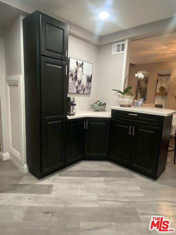 Image 18 of property listing at 26345 W Bravo Lane, Calabasas, CA 91302