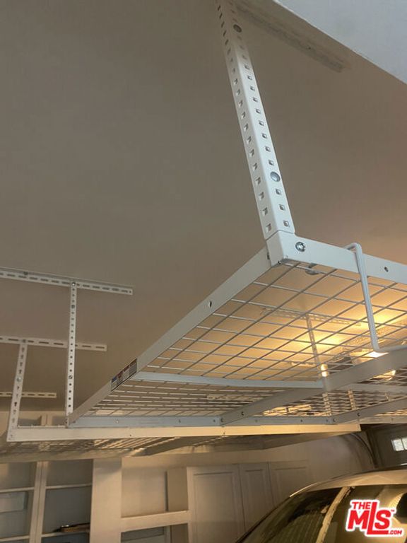 Image 47 of property listing at 26345 W Bravo Lane, Calabasas, CA 91302