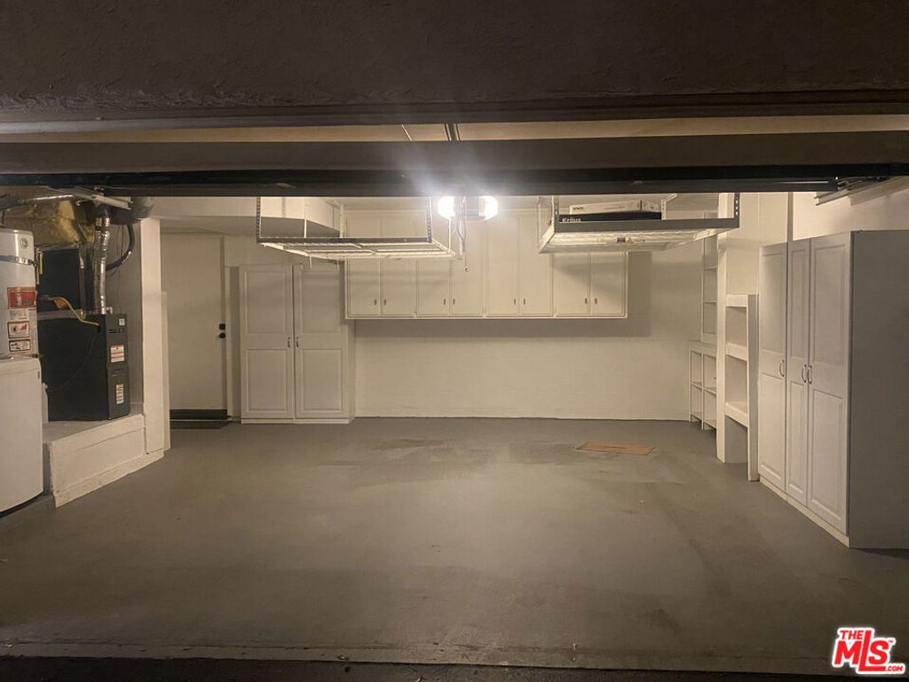 Image 48 of property listing at 26345 W Bravo Lane, Calabasas, CA 91302