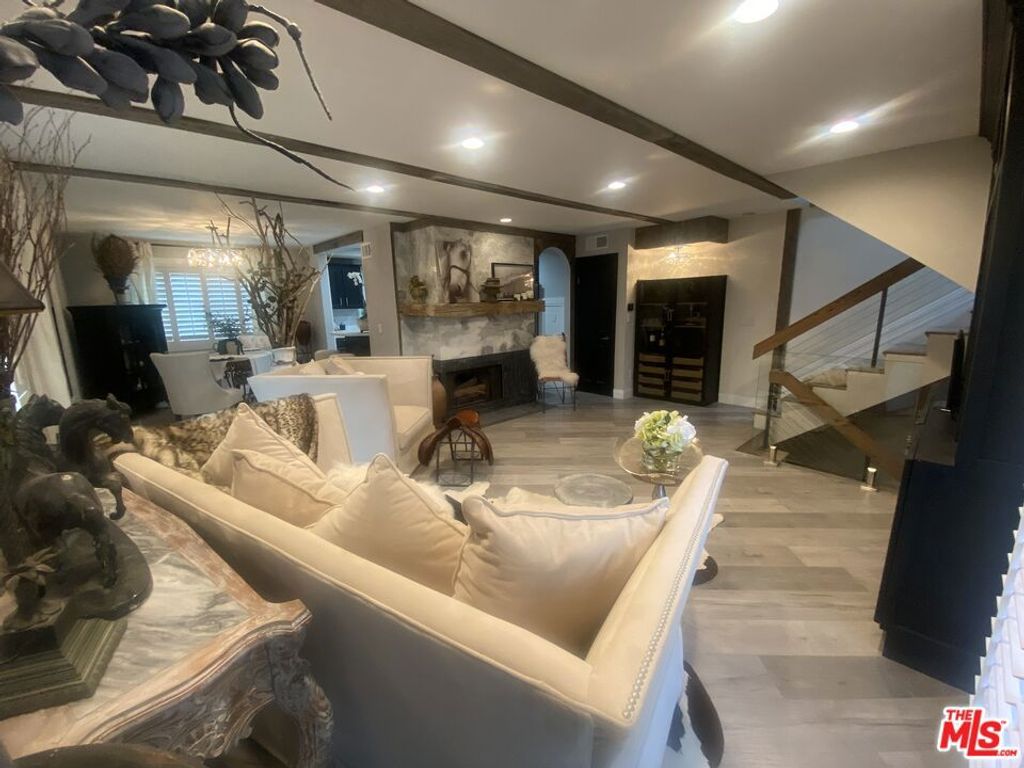 Image 50 of property listing at 26345 W Bravo Lane, Calabasas, CA 91302