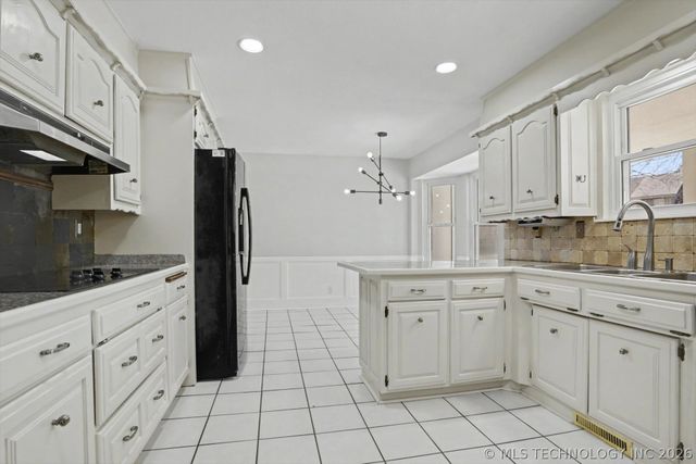 6602 E 88th Place, Tulsa, OK 74133