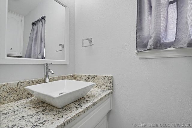 6602 E 88th Place, Tulsa, OK 74133