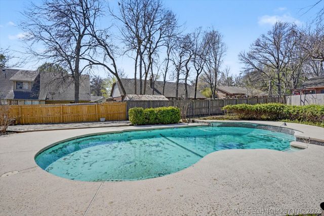 6602 E 88th Place, Tulsa, OK 74133