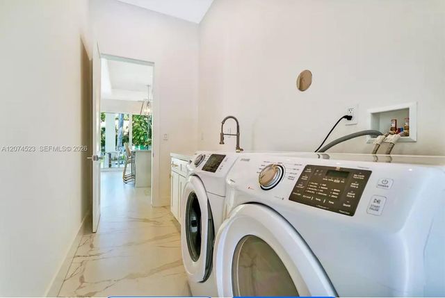607 SE 6th Street, Fort Lauderdale, FL 33301