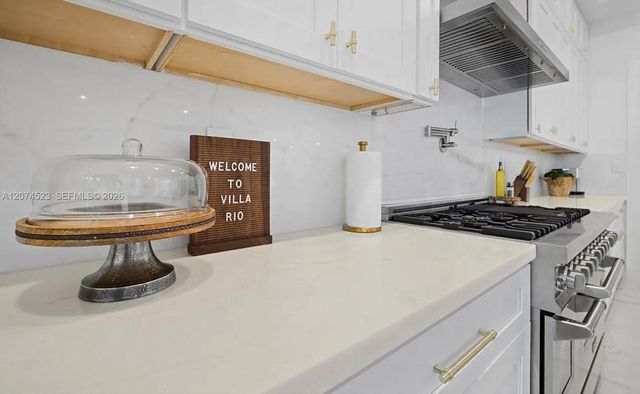 607 SE 6th Street, Fort Lauderdale, FL 33301