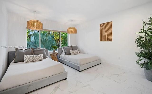 607 SE 6th Street, Fort Lauderdale, FL 33301