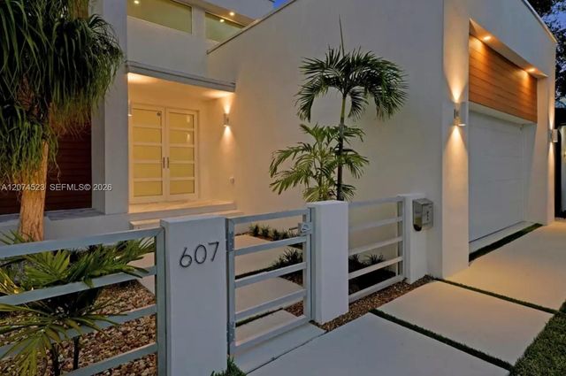 607 SE 6th Street, Fort Lauderdale, FL 33301