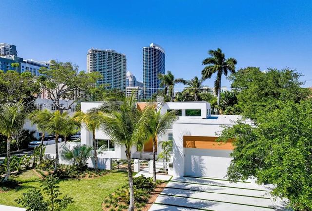607 SE 6th Street, Fort Lauderdale, FL 33301