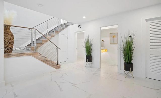 607 SE 6th Street, Fort Lauderdale, FL 33301