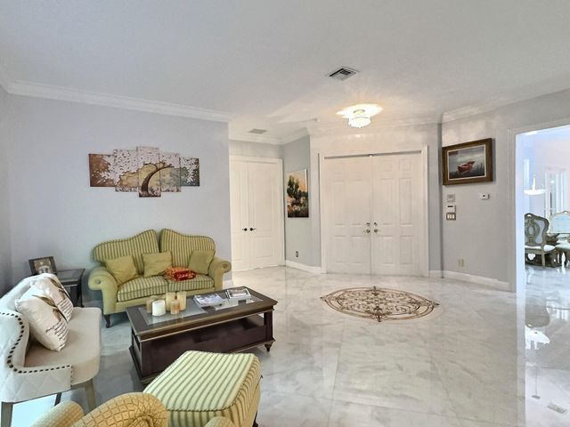 9183 Nugent Trl, West Palm Beach, FL 33411
