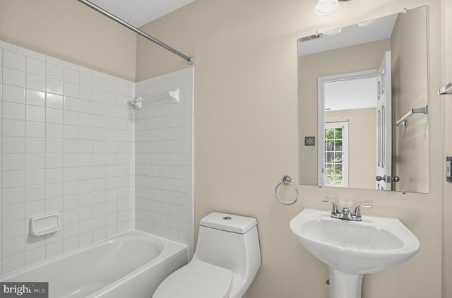 46051 MARBLE TER, Sterling, VA 20166