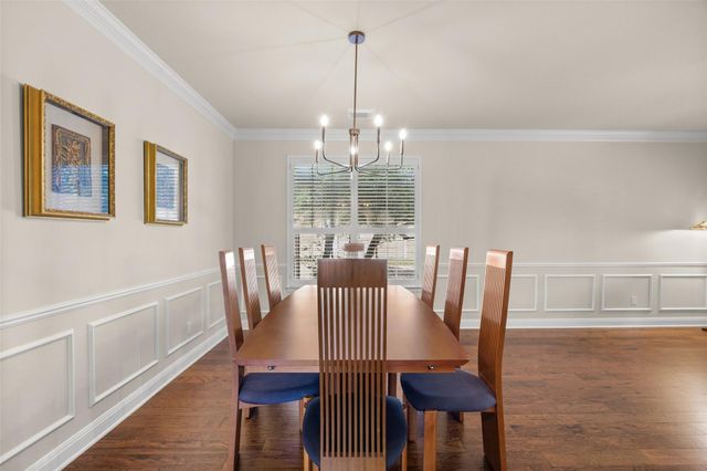 5836 Brittlyns CT, Austin, TX 78730