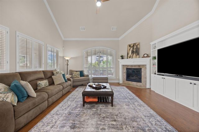 5836 Brittlyns CT, Austin, TX 78730